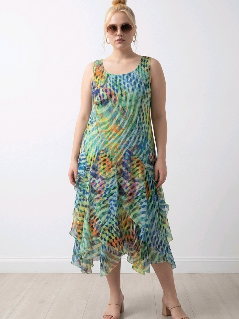 Signature by Robbie Bee Sleeveless Midi Dress in Green Multi-Color Print